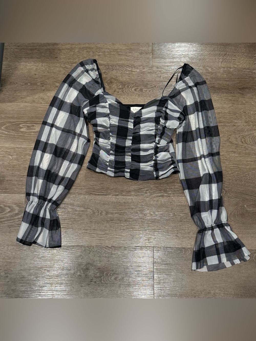 meraki Black & White Checked Puff-Sleeve Crop Top